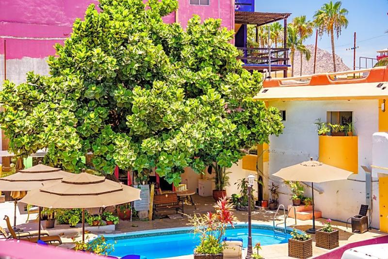 Capital O Hotel Dos Mares, Cabo San Lucas Exterior foto